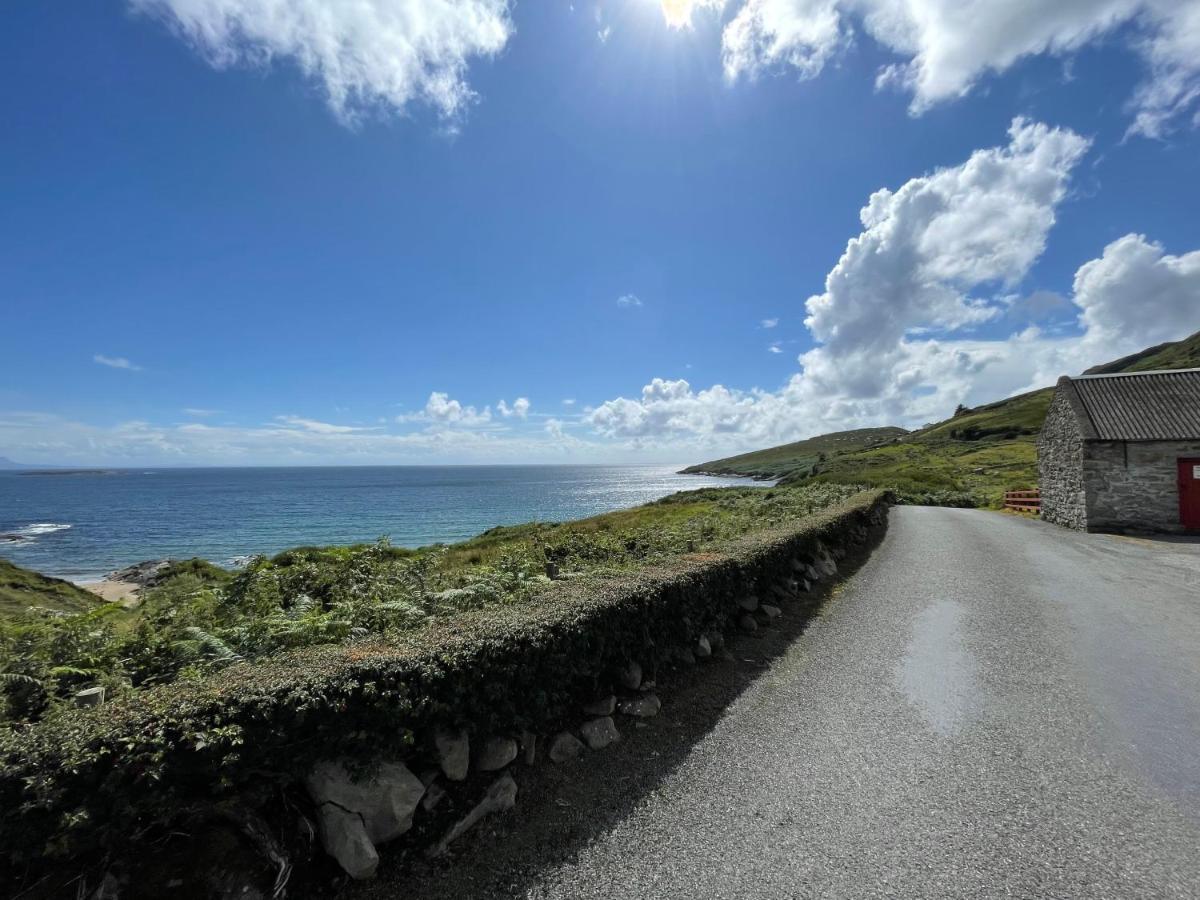 Anne'S Thatched Cottage Kilcar ภายนอก รูปภาพ